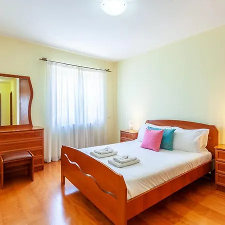Casa Faria Da Costa Apartamento