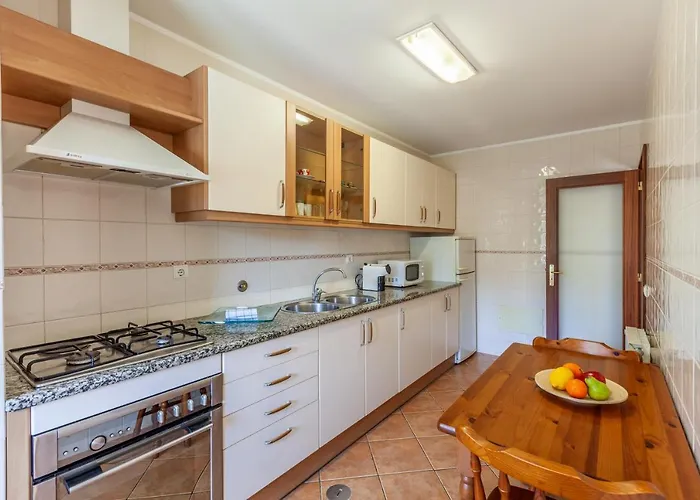 Casa Faria Da Costa Apartment *